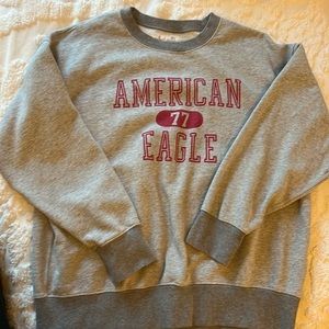 American Eagle crew neck